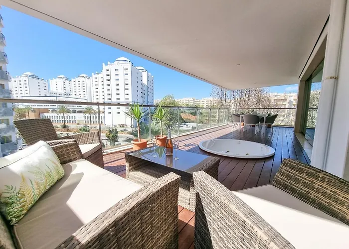 Foz Palace Luxury Apartment