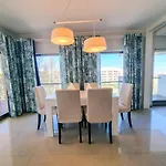 Foz Palace Luxury Apartment Portimão